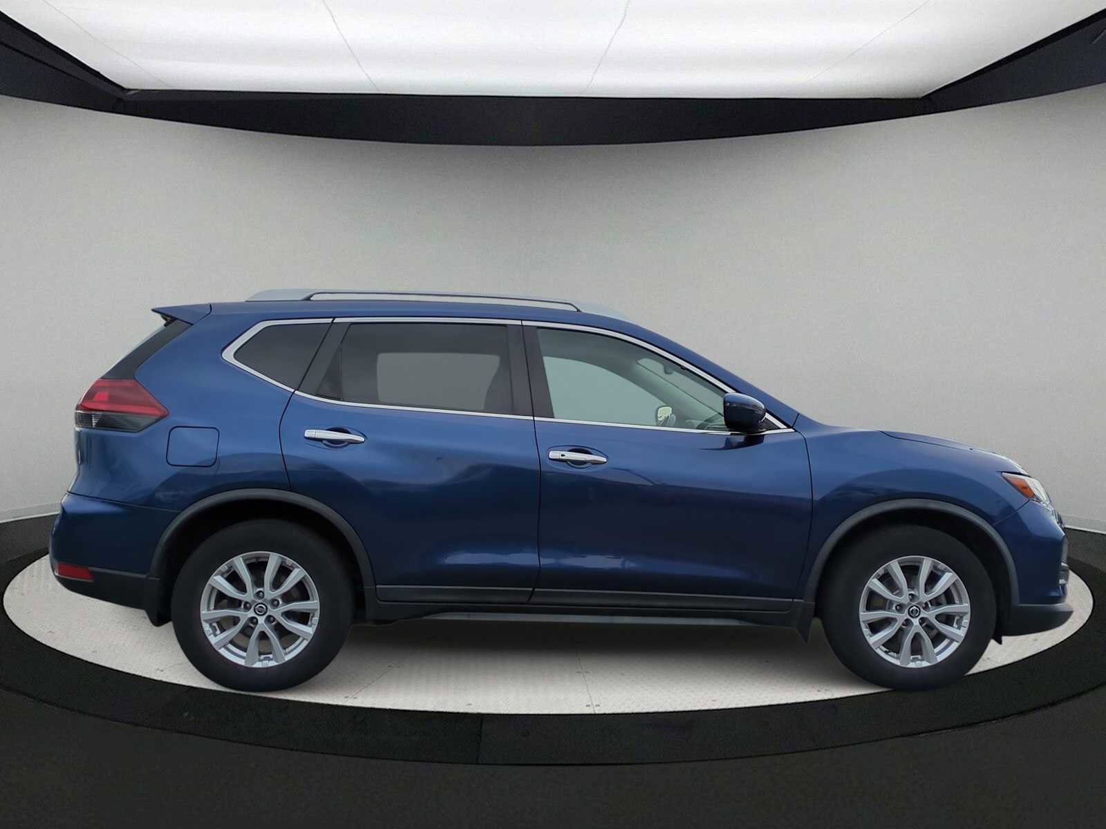 Used 2019 Nissan Rogue SV FWD image 9