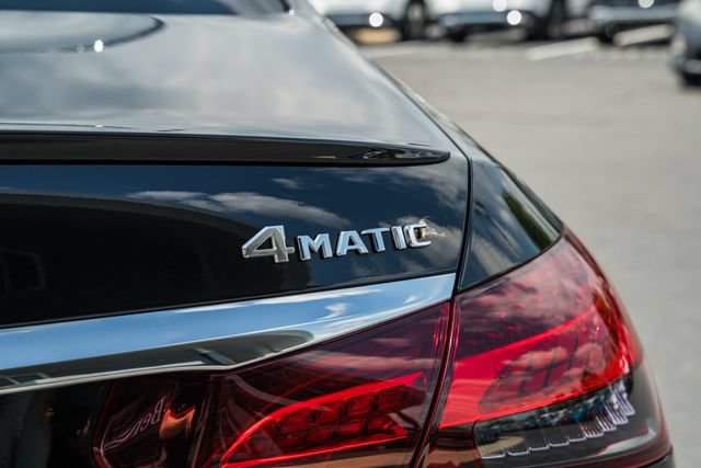 Used 2023 Mercedes-Benz E 350 4MATIC Sedan image 8