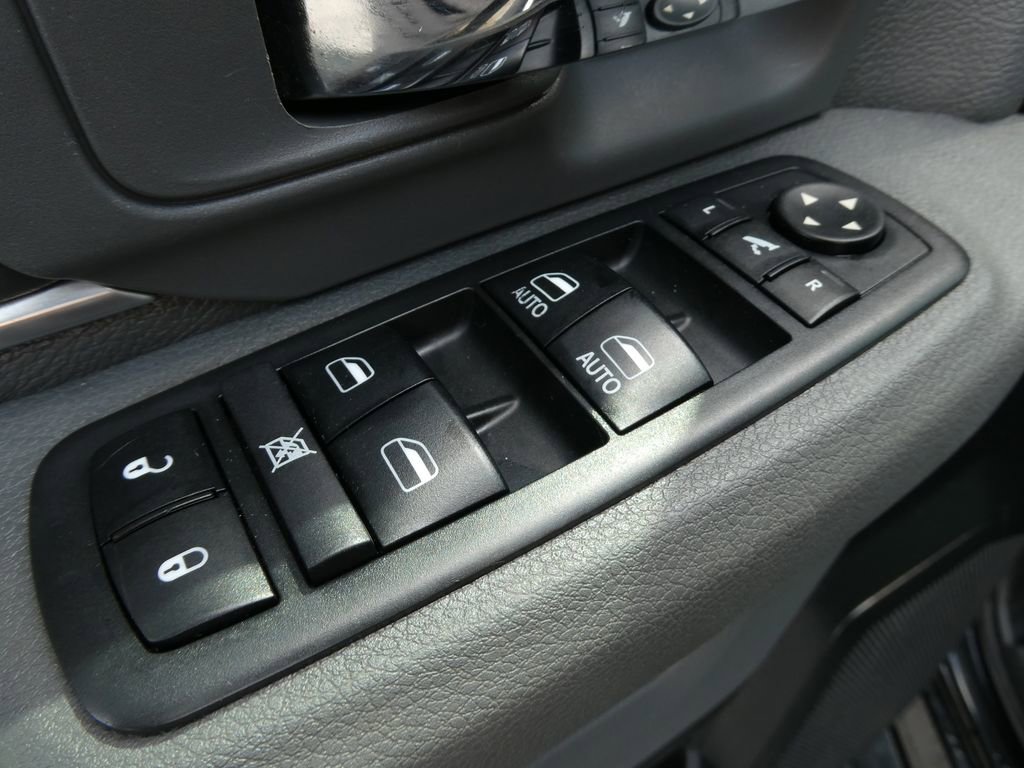 Used 2018 RAM 1500 Big Horn image 23