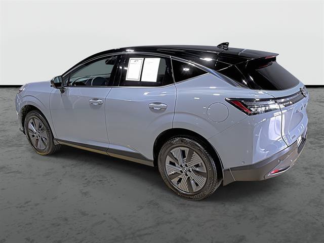Used 2025 Nissan Murano SL AWD/4WD image 2