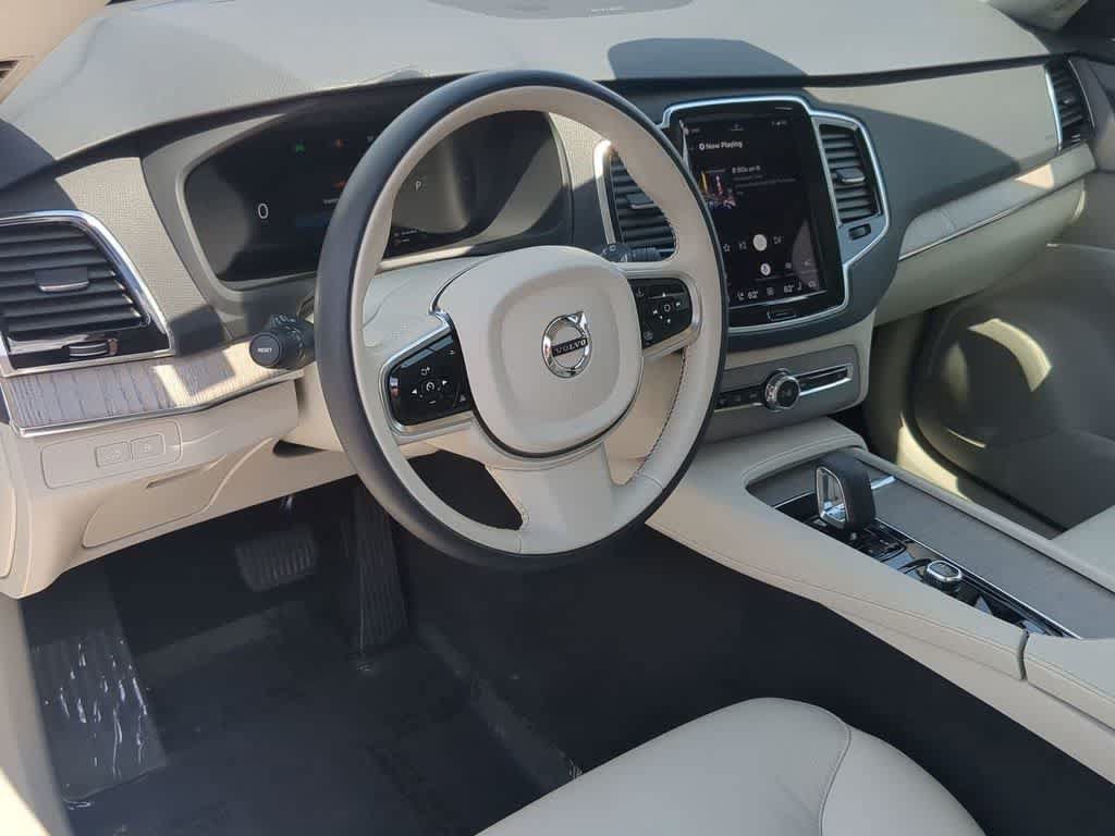 Certified 2024 Volvo XC90 T8 Plus w/ Protection Package Premier AWD/4WD image 2