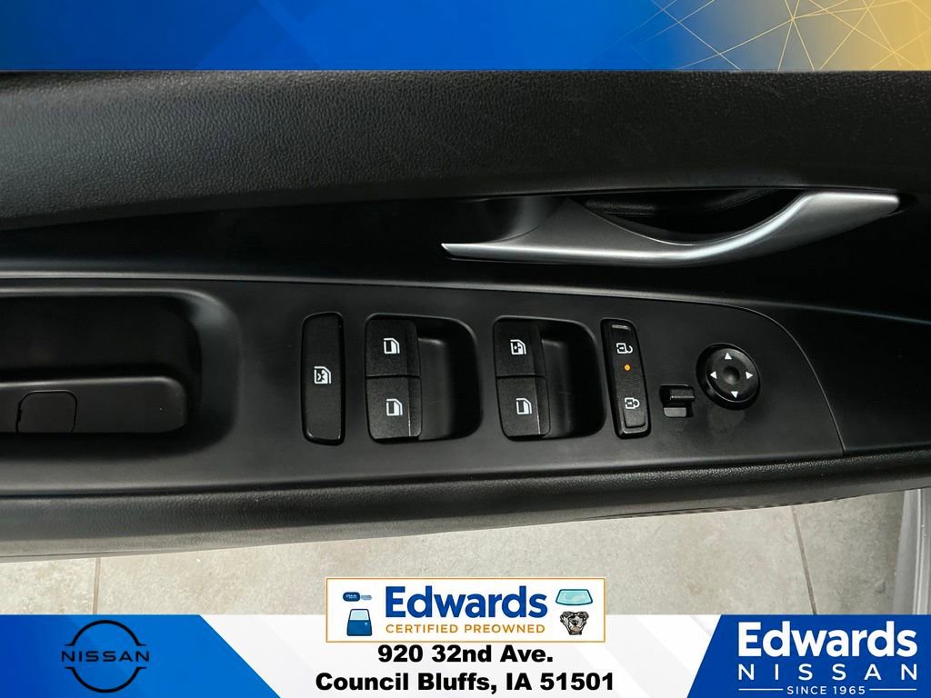 Used 2024 Hyundai Elantra SEL w/ Convenience Package FWD image 21