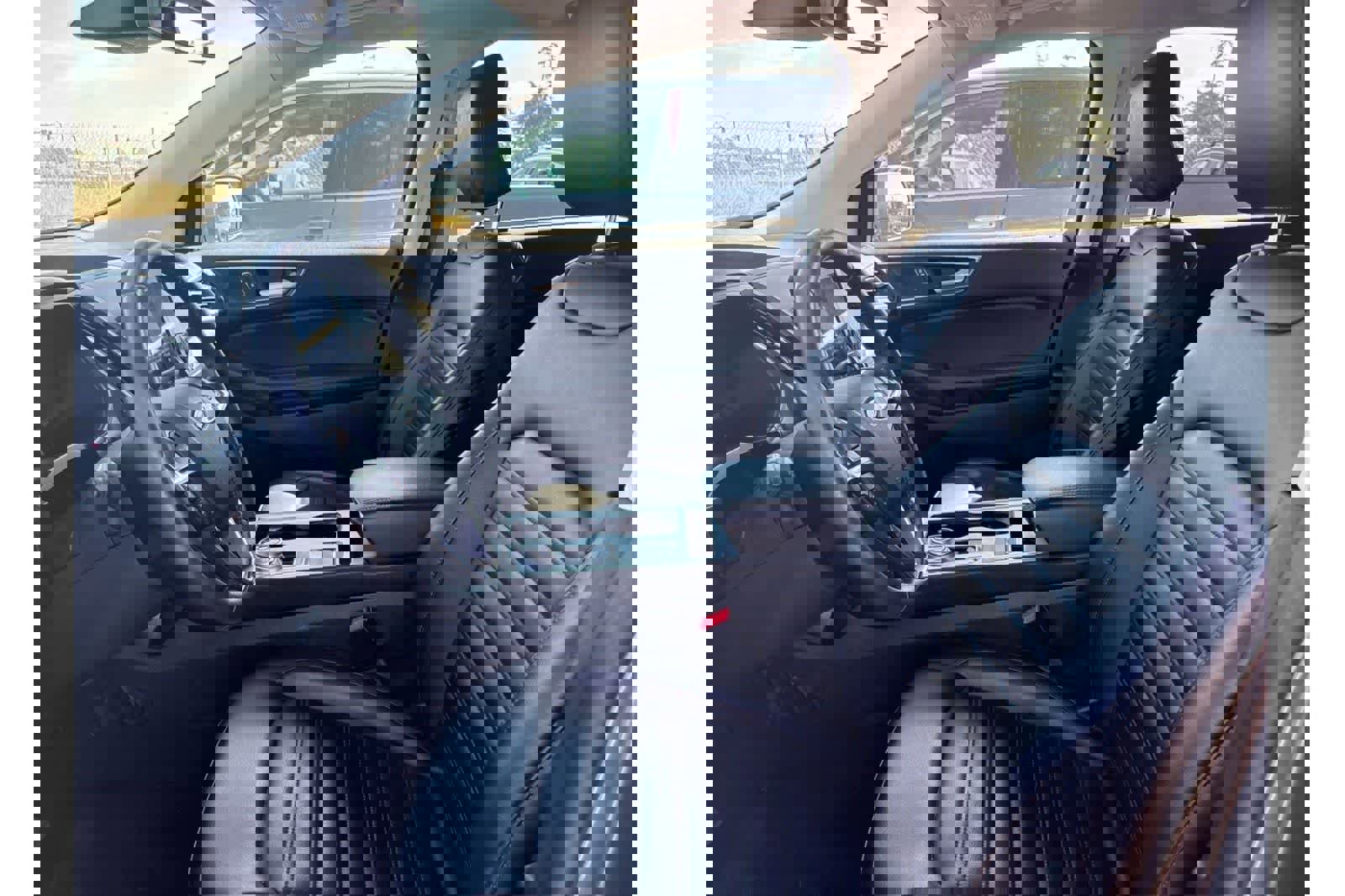 Used 2022 Ford Edge SEL w/ Convenience Package image 12