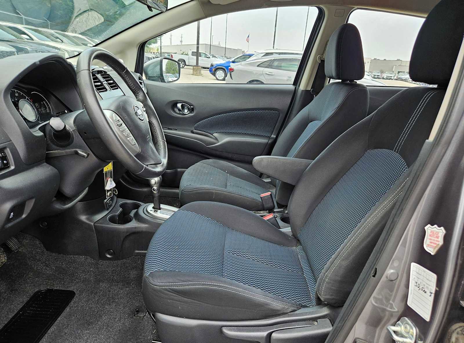 Used 2018 Nissan Versa Note SV FWD image 12