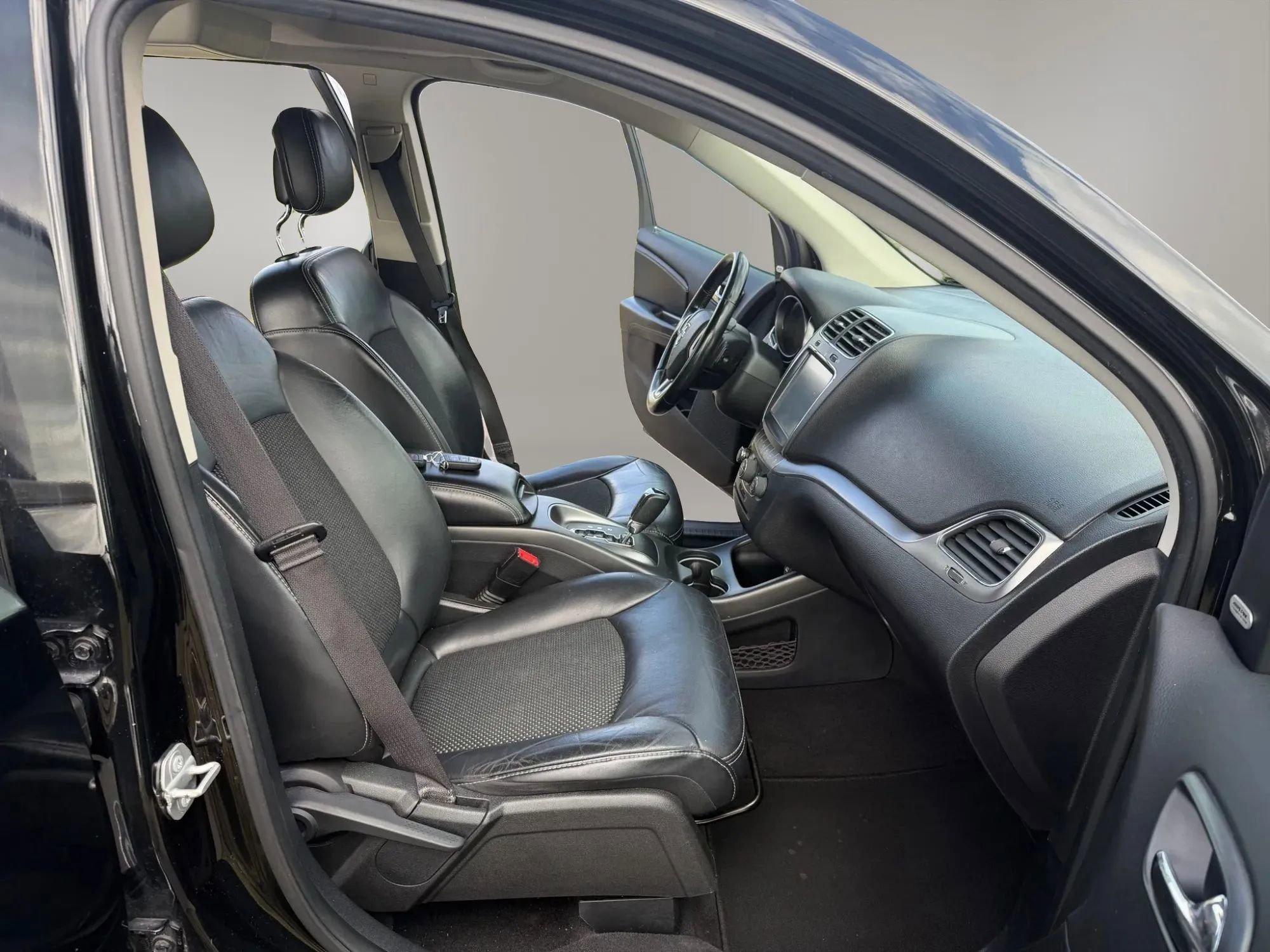 Used 2020 Dodge Journey Crossroad w/ Popular Equipment Group image 16