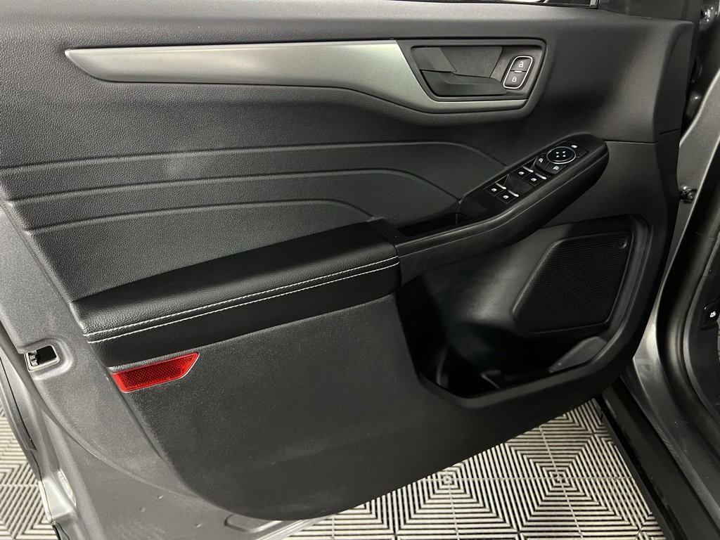 Used 2025 Ford Escape Active image 23