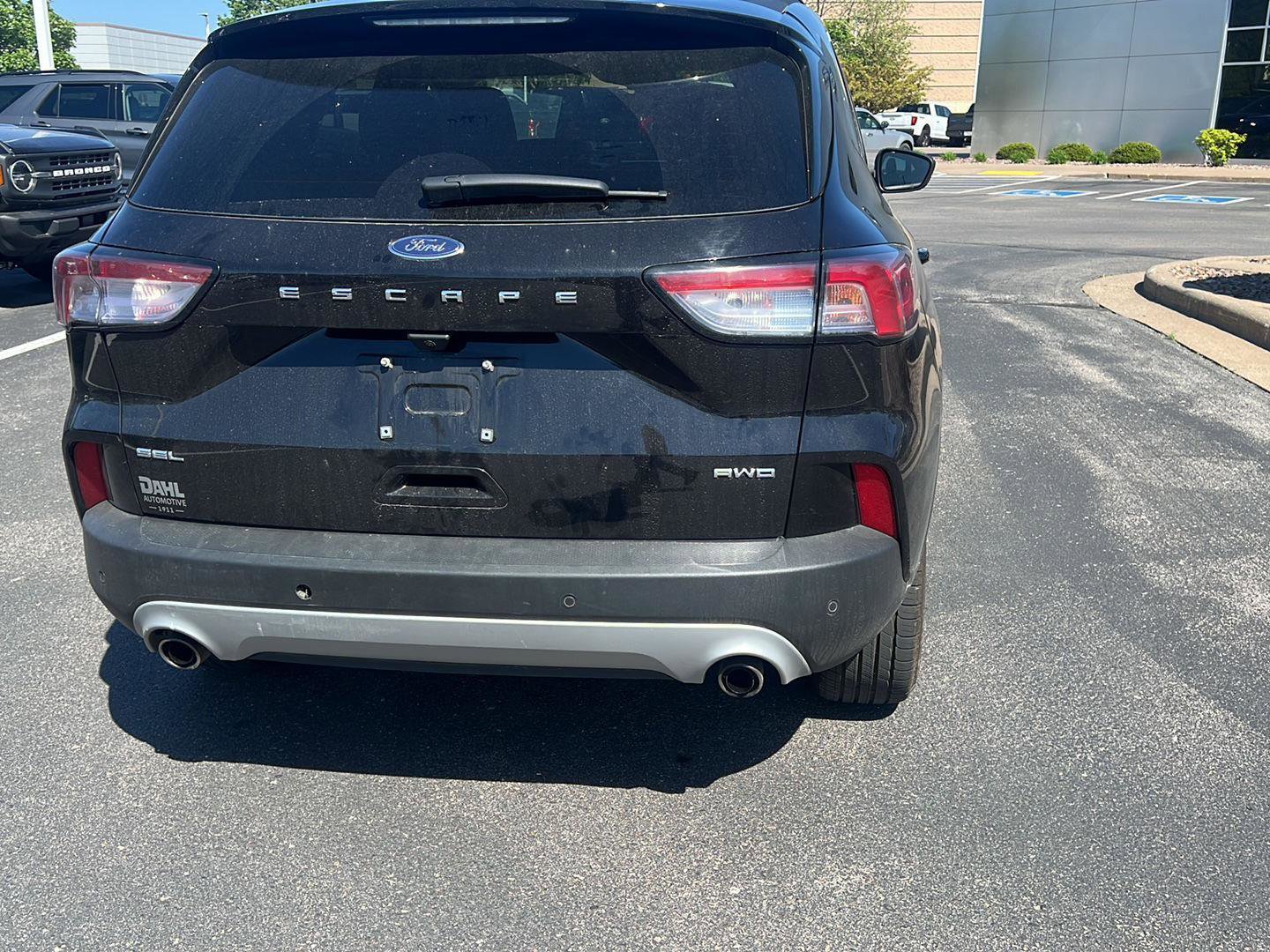 Used 2021 Ford Escape SEL w/ Technology Package AWD/4WD image 6