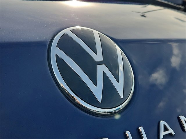 Used 2022 Volkswagen Tiguan SE w/ Panoramic Sunroof Package image 28