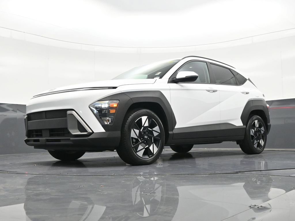 Used 2024 Hyundai Kona SEL w/ Convenience Package FWD image 24