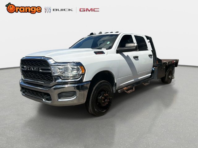 Used 2022 RAM 3500 Tradesman w/ Chrome Appearance Group AWD/4WD image 7