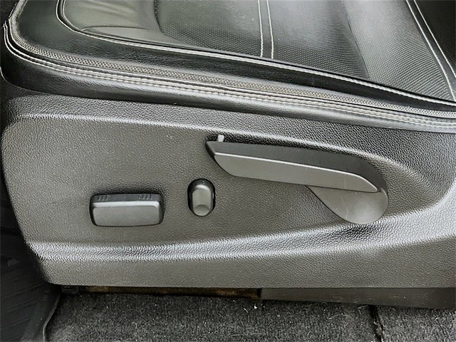 Used 2021 GMC Canyon Denali image 11