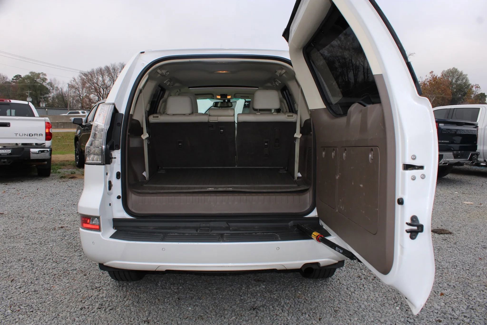 Used 2019 Lexus GX 460 Premium w/ Premium Package image 13