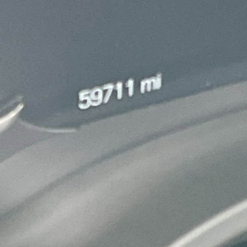 Used 2019 Cadillac Escalade Platinum image 9