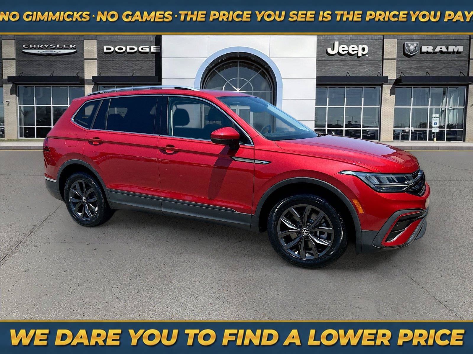 Used 2023 Volkswagen Tiguan SE w/ Panoramic Sunroof Package