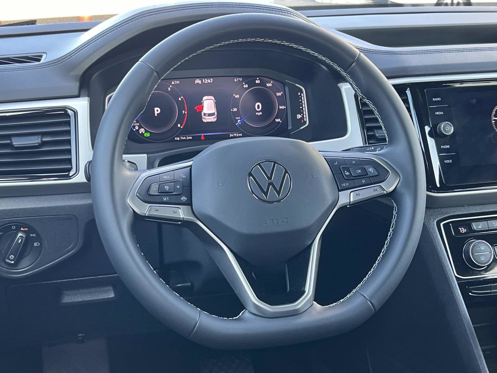 Certified 2022 Volkswagen Atlas Cross Sport SE image 8