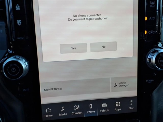 New 2026 RAM 1500 4x4 Crew Cab image 15