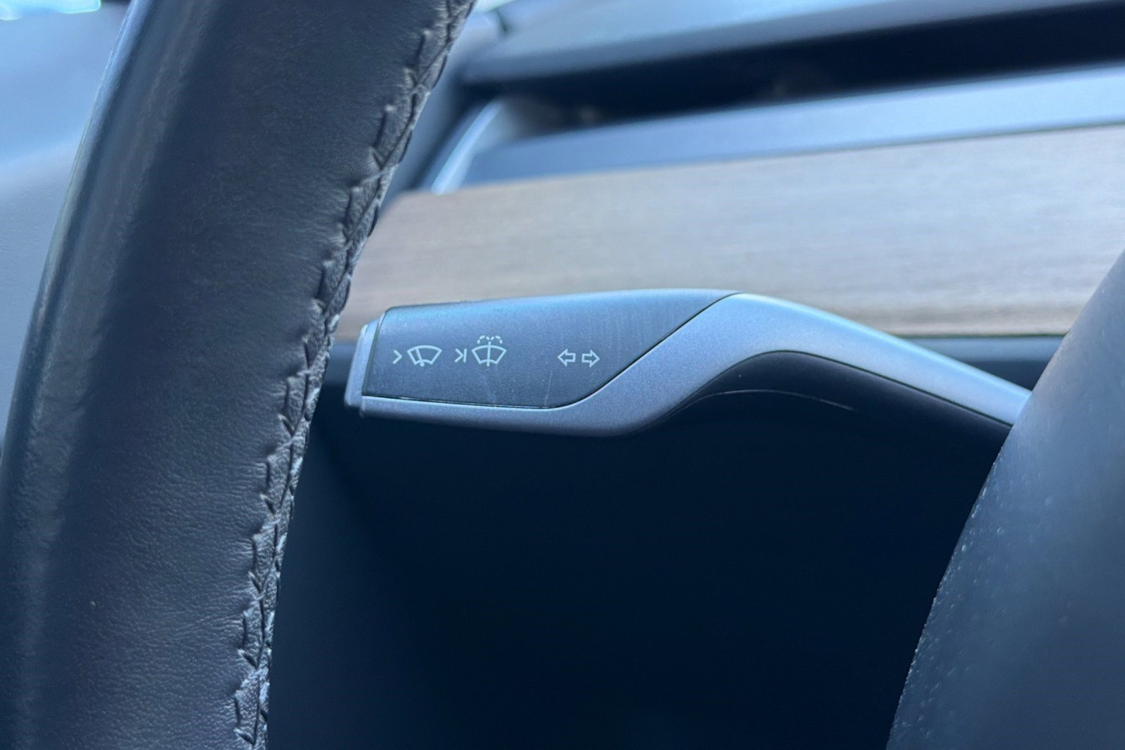 Used 2018 Tesla Model 3 Long Range image 31