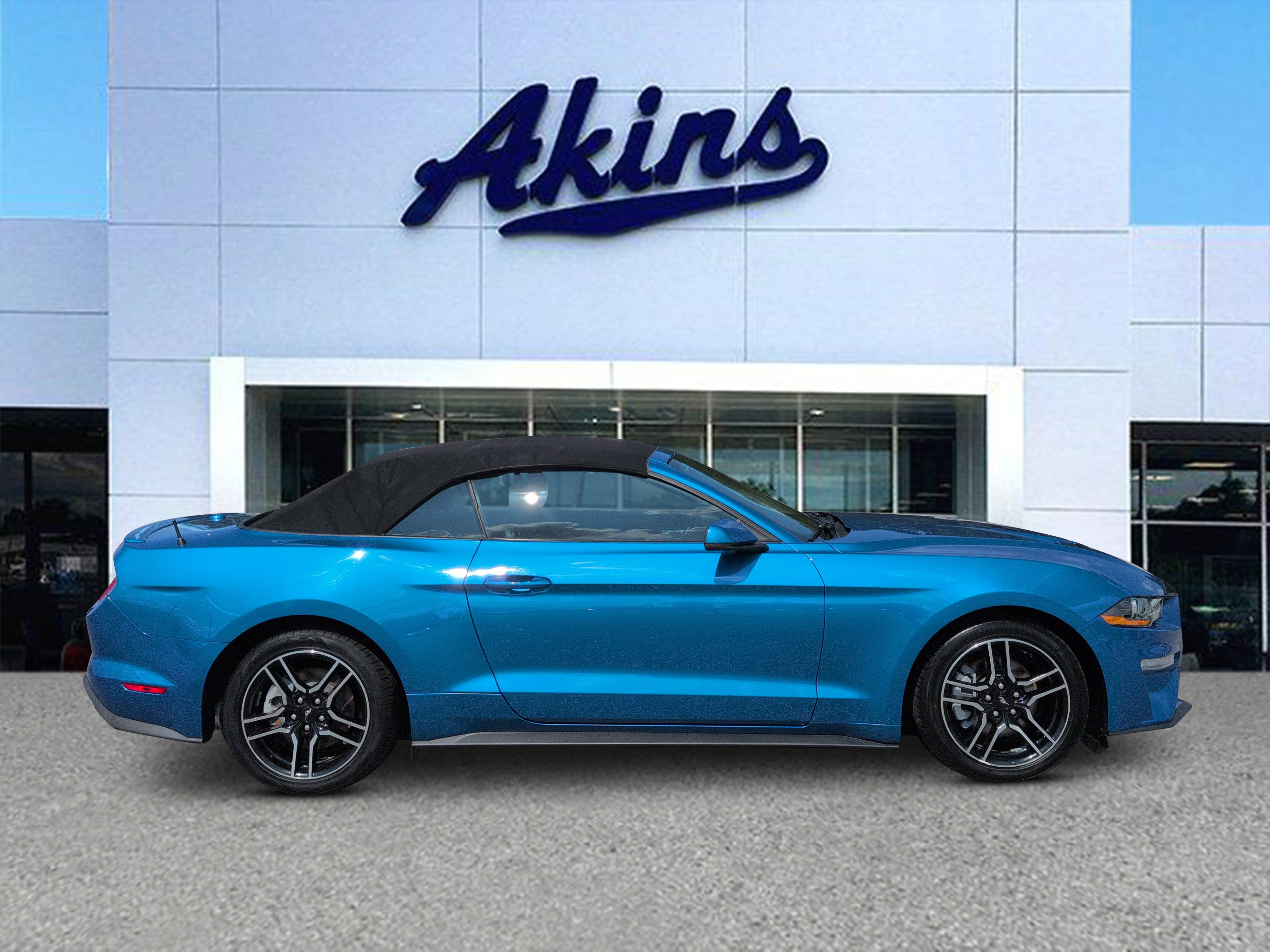Certified 2020 Ford Mustang Premium RWD image 1