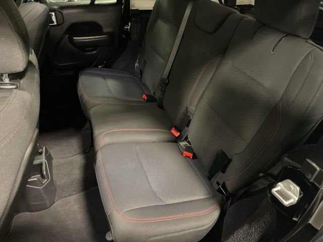 Used 2023 Jeep Wrangler Unlimited Rubicon w/ Cold Weather Group AWD/4WD image 34