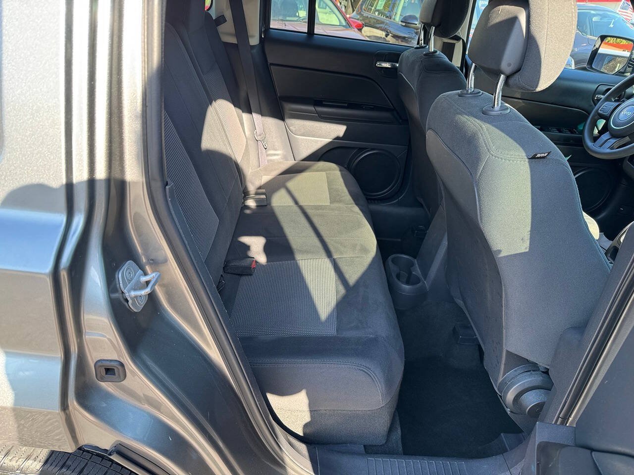 Used 2012 Jeep Patriot Sport w/ PWR Value Group FWD image 17