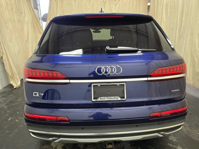 Used 2020 Audi Q7 3.0T Premium w/ Convenience Package AWD/4WD image 8