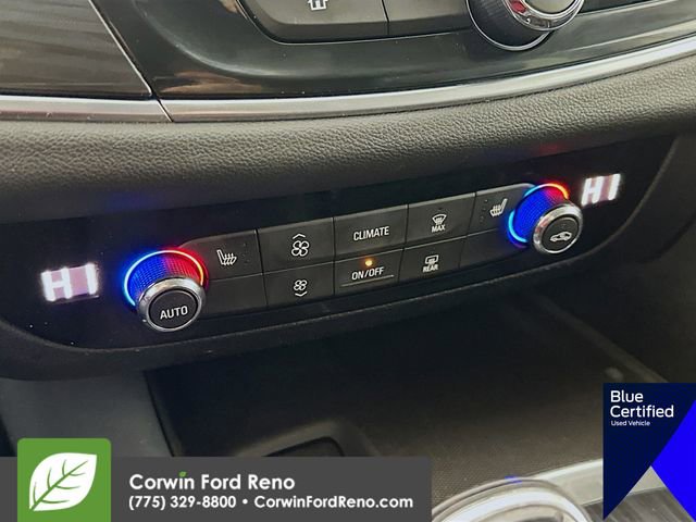 Used 2019 Buick Enclave Essence image 18