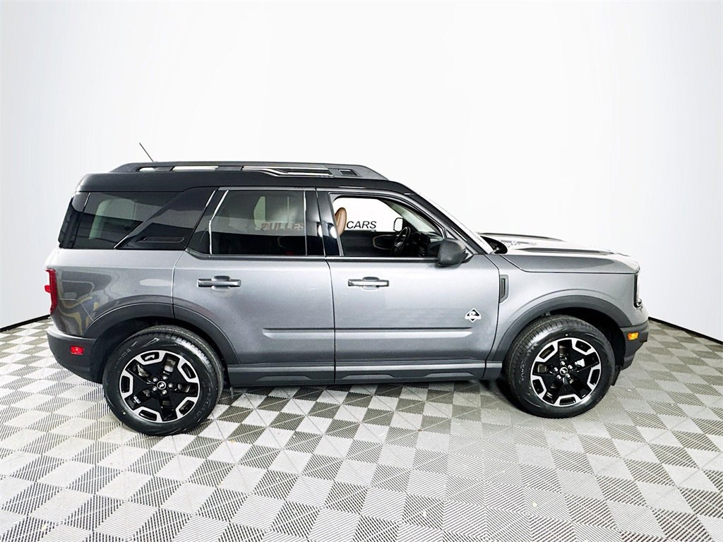 Used 2024 Ford Bronco Sport Outer Banks image 8