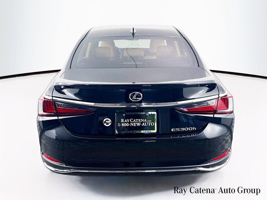 Certified 2024 Lexus ES 300h w/ Luxury Package FWD image 6