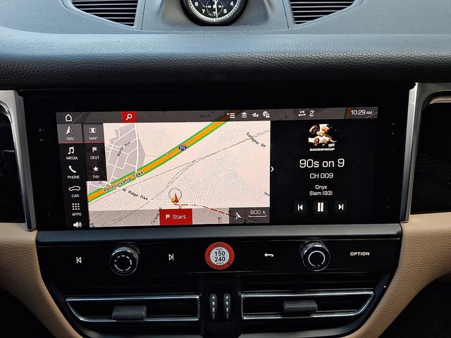 Certified 2023 Porsche Macan Turbo image 21