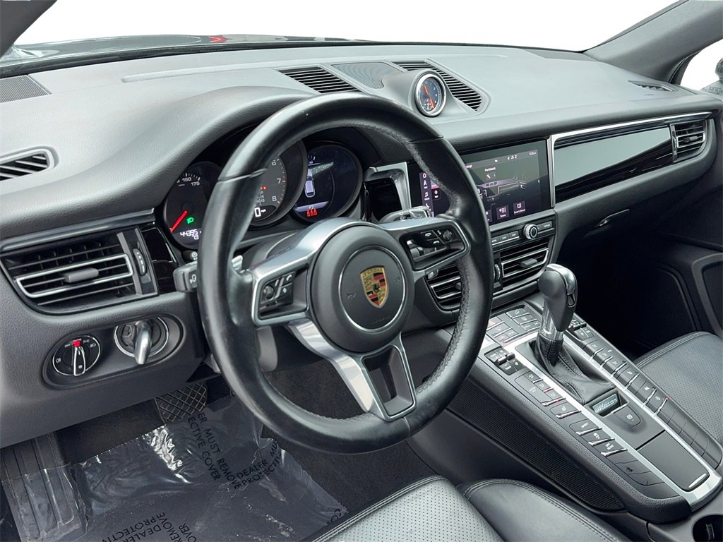 Used 2021 Porsche Macan S image 14