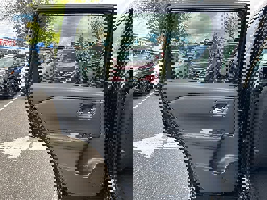 New 2026 Nissan Rogue SV image 21