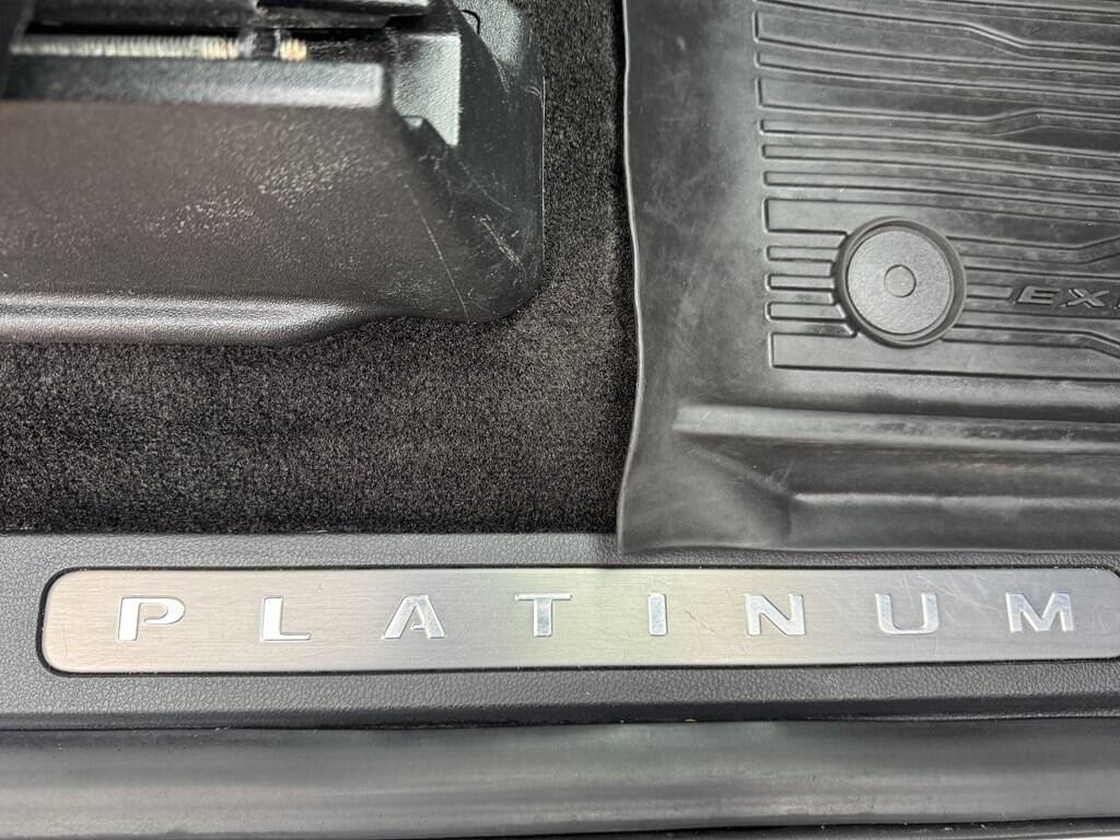 Used 2018 Ford Expedition Platinum AWD/4WD image 31