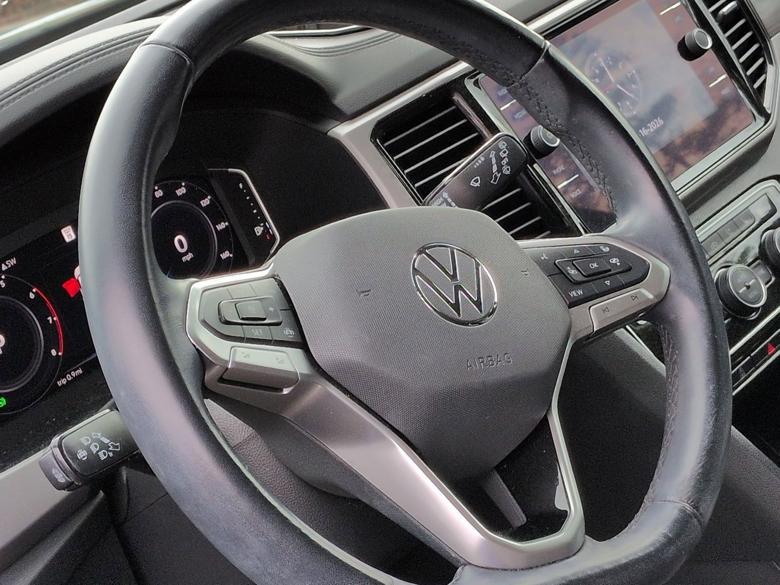 Used 2021 Volkswagen Atlas SEL Premium image 17