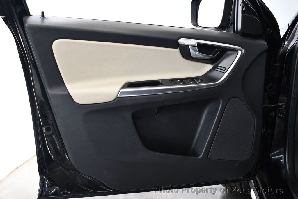 Used 2012 Volvo XC60 T6 R-Design image 8
