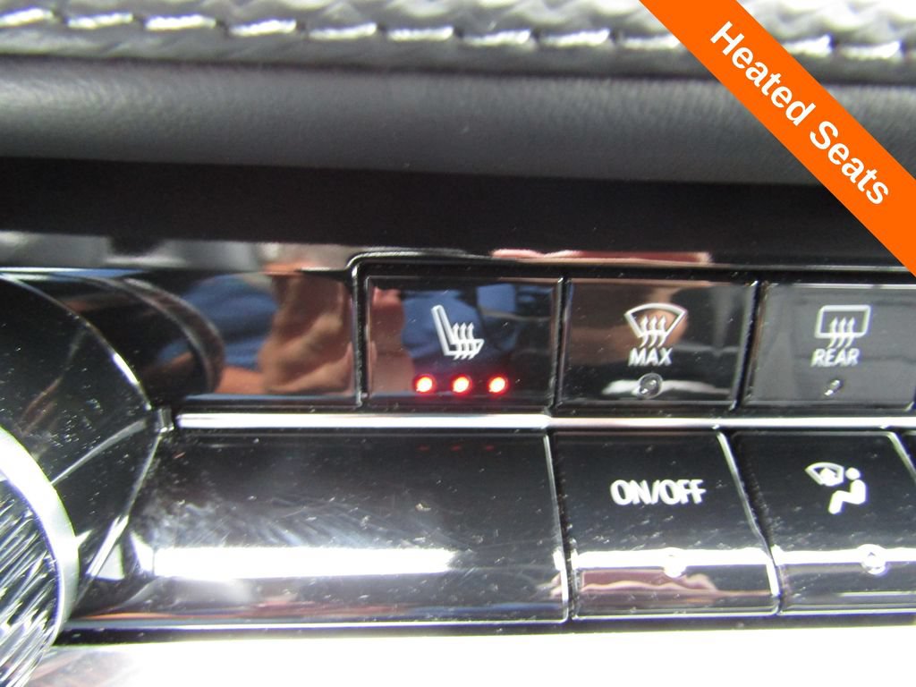 Used 2026 Chevrolet Equinox LT AWD/4WD image 17