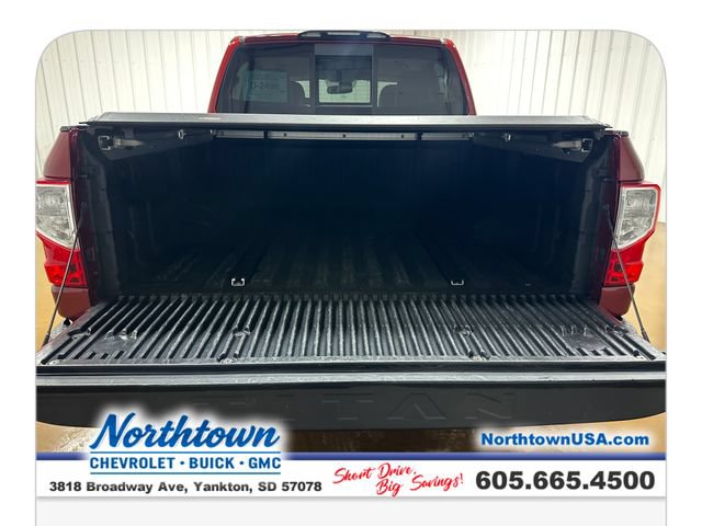 Used 2017 Nissan Titan SL w/ Off-Road Package AWD/4WD image 26