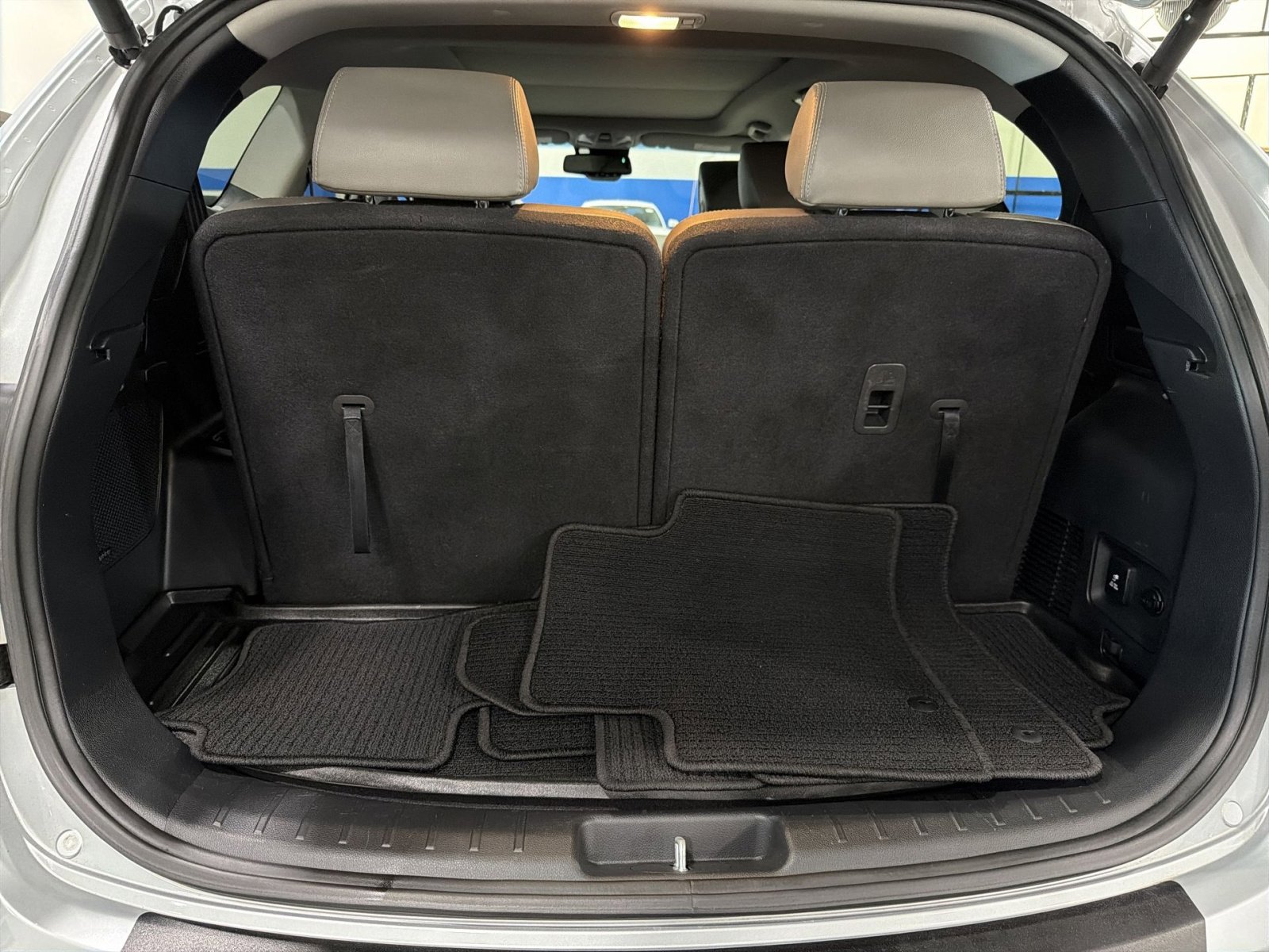 Used 2018 Hyundai Santa Fe Limited AWD/4WD image 33