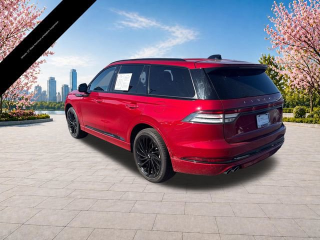 Certified 2025 Lincoln Aviator Reserve w/ Jet Appearance Package AWD/4WD image 4