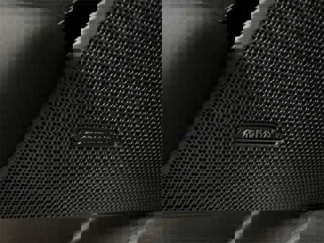 Used 2024 Land Rover Range Rover Velar Dynamic SE image 25