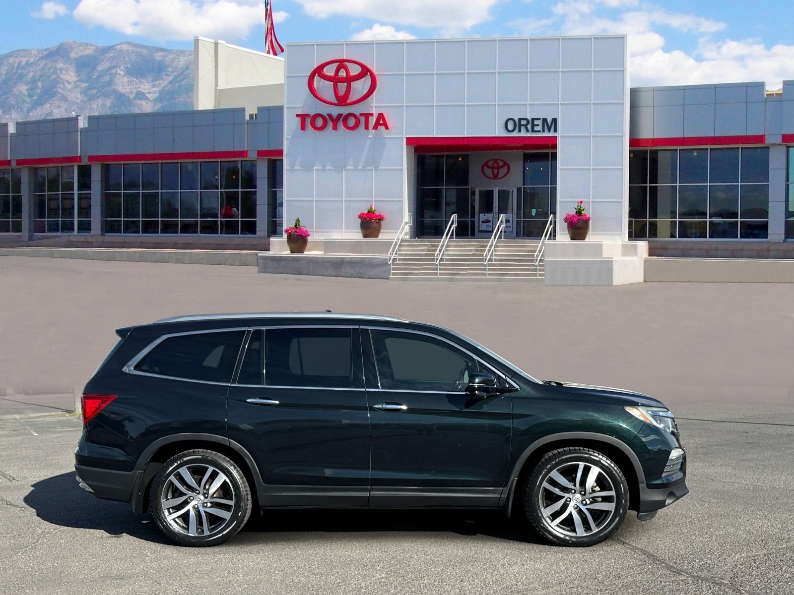 Used 2016 Honda Pilot Touring image 3