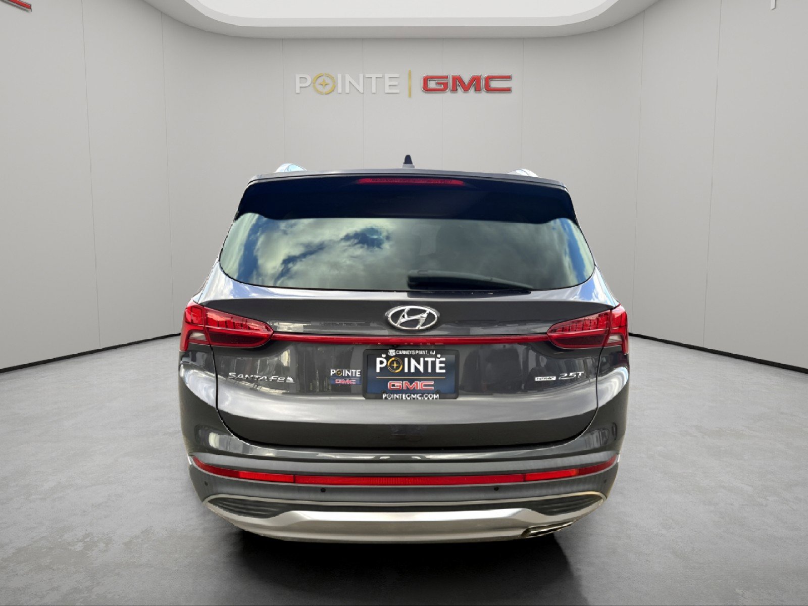 Used 2021 Hyundai Santa Fe Limited w/ Cargo Package image 6