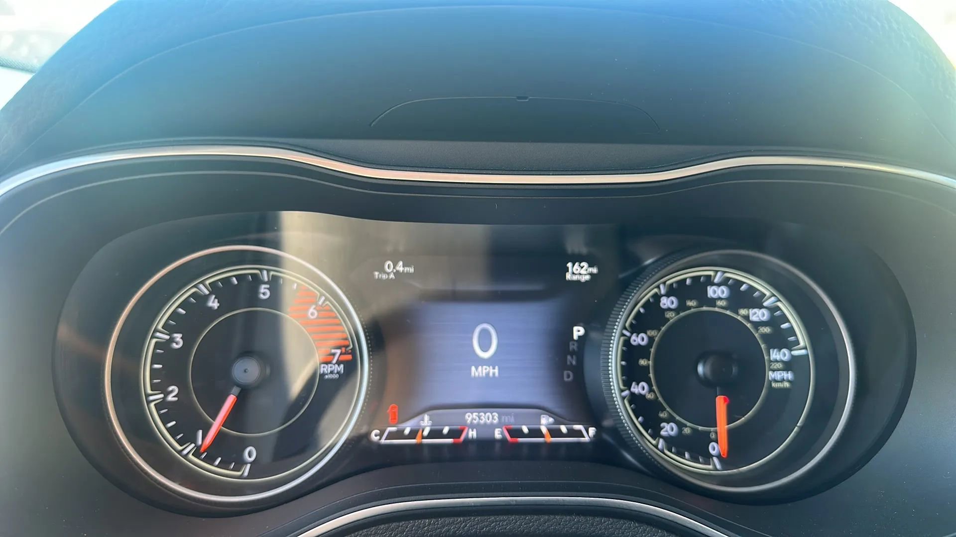 Used 2019 Jeep Cherokee Limited FWD image 13