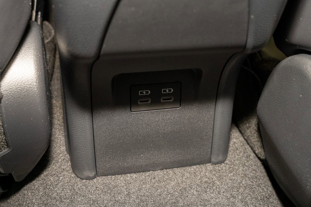 Used 2026 Toyota Prius XLE image 7