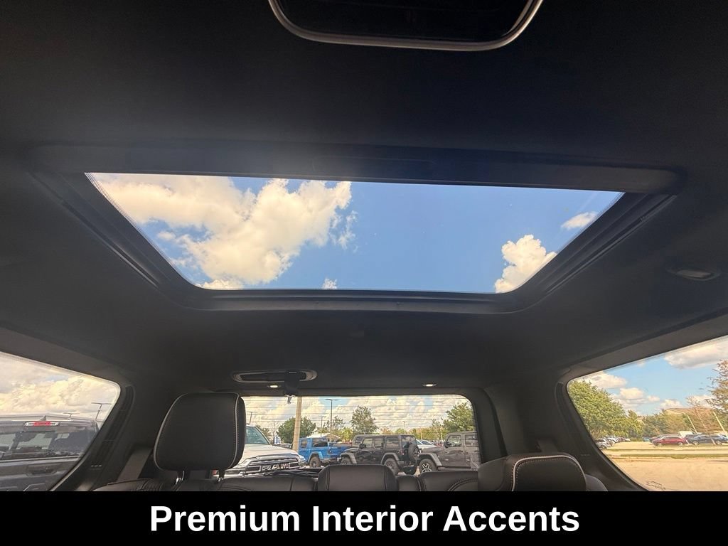 New 2026 Jeep Grand Wagoneer Summit AWD/4WD image 29