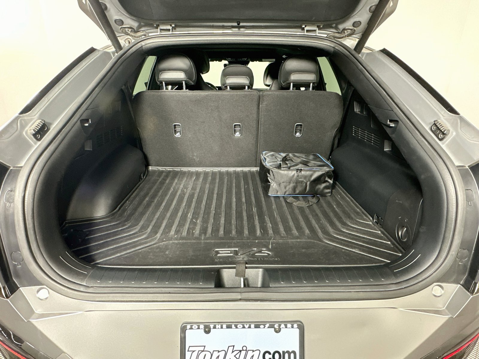 Used 2023 Kia EV6 GT-Line w/ GT-Line Suede Seat Package AWD/4WD image 28