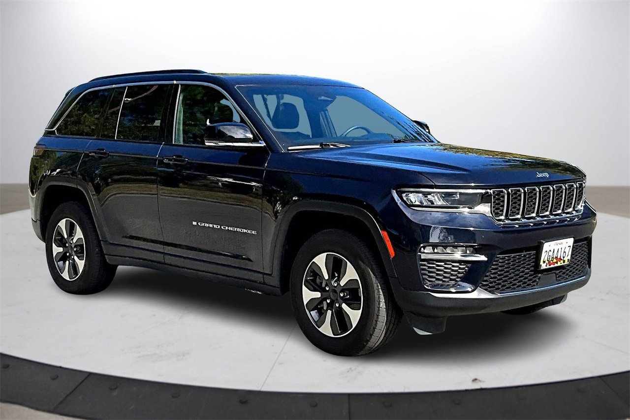 Used 2024 Jeep Grand Cherokee Limited 4xe image 1