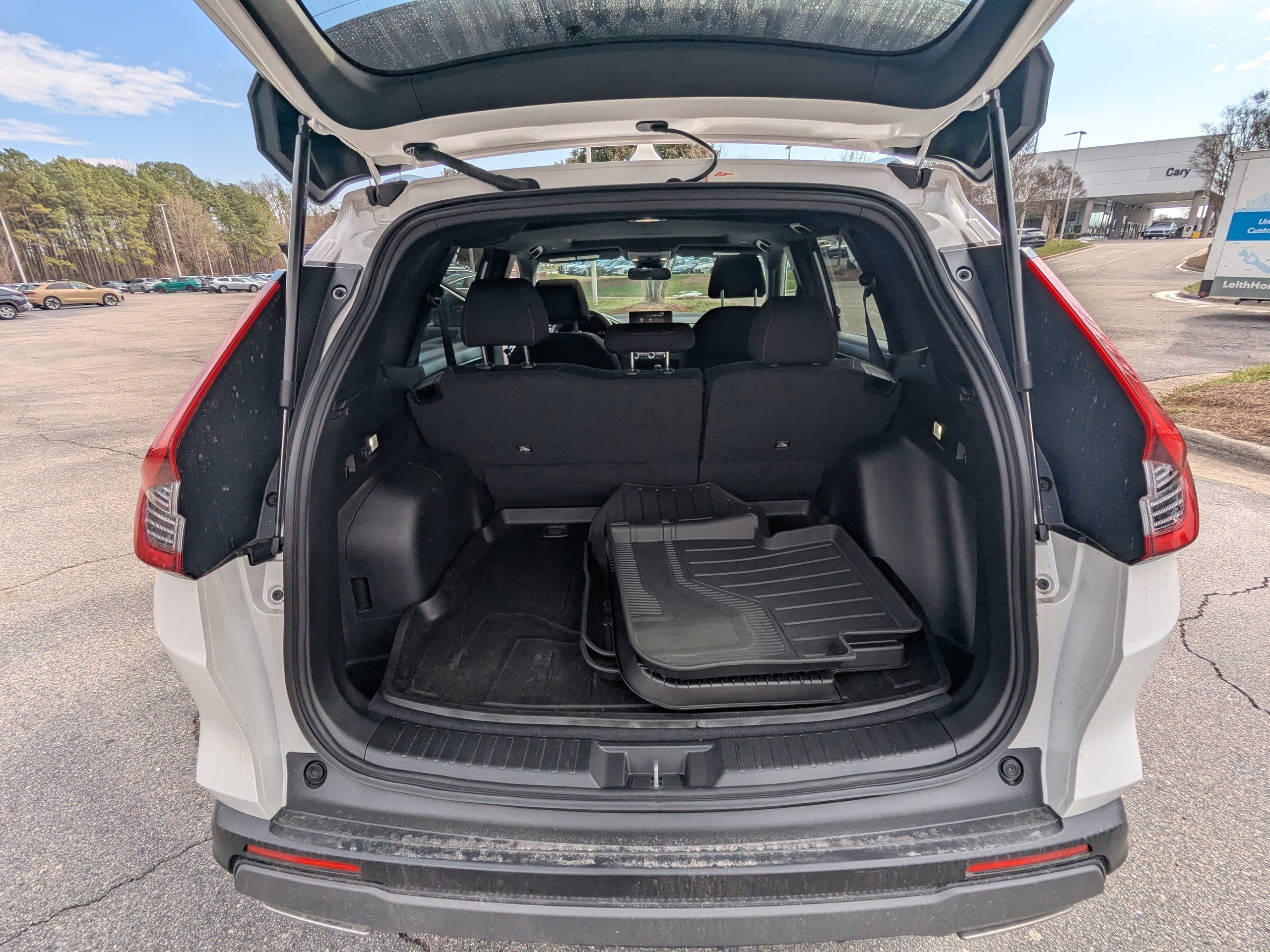 Used 2025 Honda CR-V Sport image 15