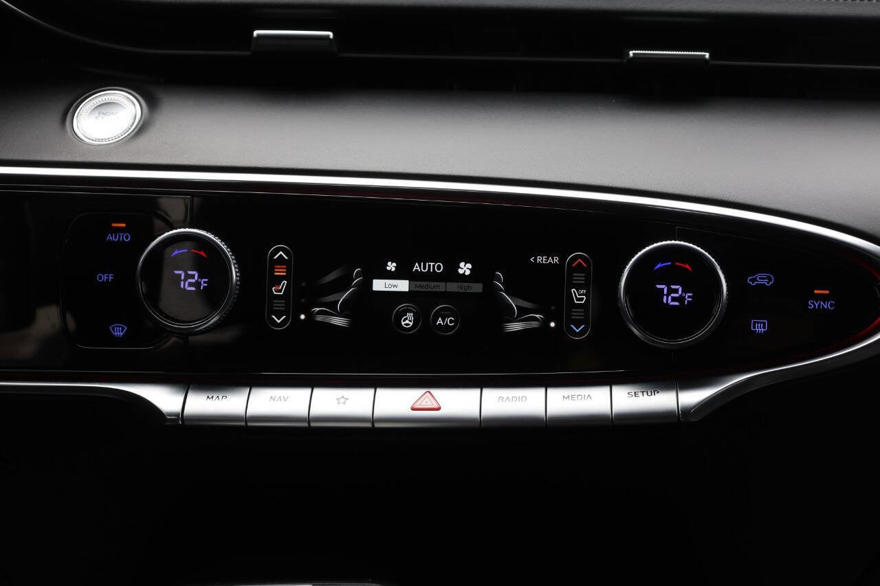 Used 2022 Genesis GV70 3.5T Sport w/ Sport Prestige Package image 21