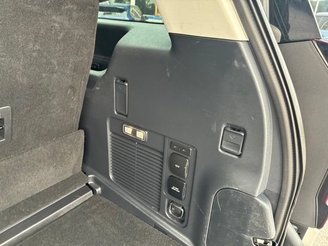 Used 2025 Ford Expedition Active AWD/4WD image 63