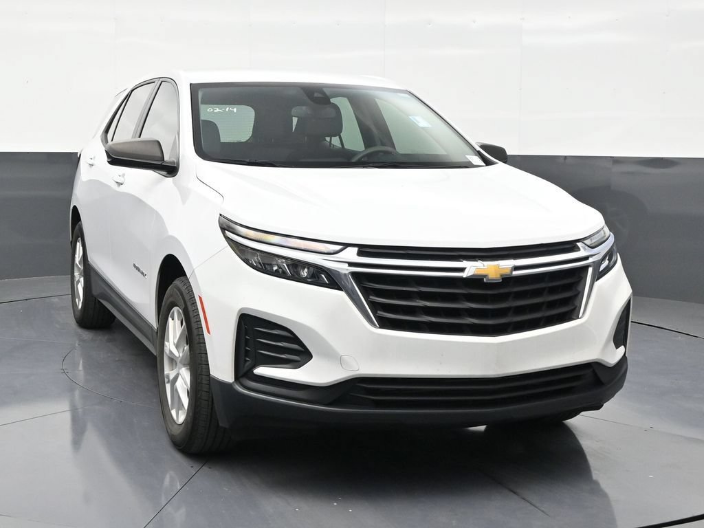 Used 2024 Chevrolet Equinox LS w/ Driver Confidence II Package FWD image 7